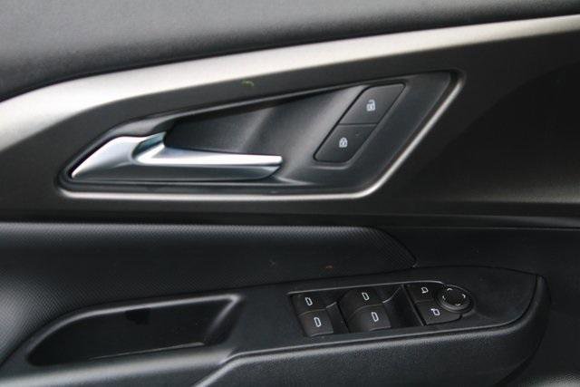 New 2026 Chevrolet Equinox EV LT image 13