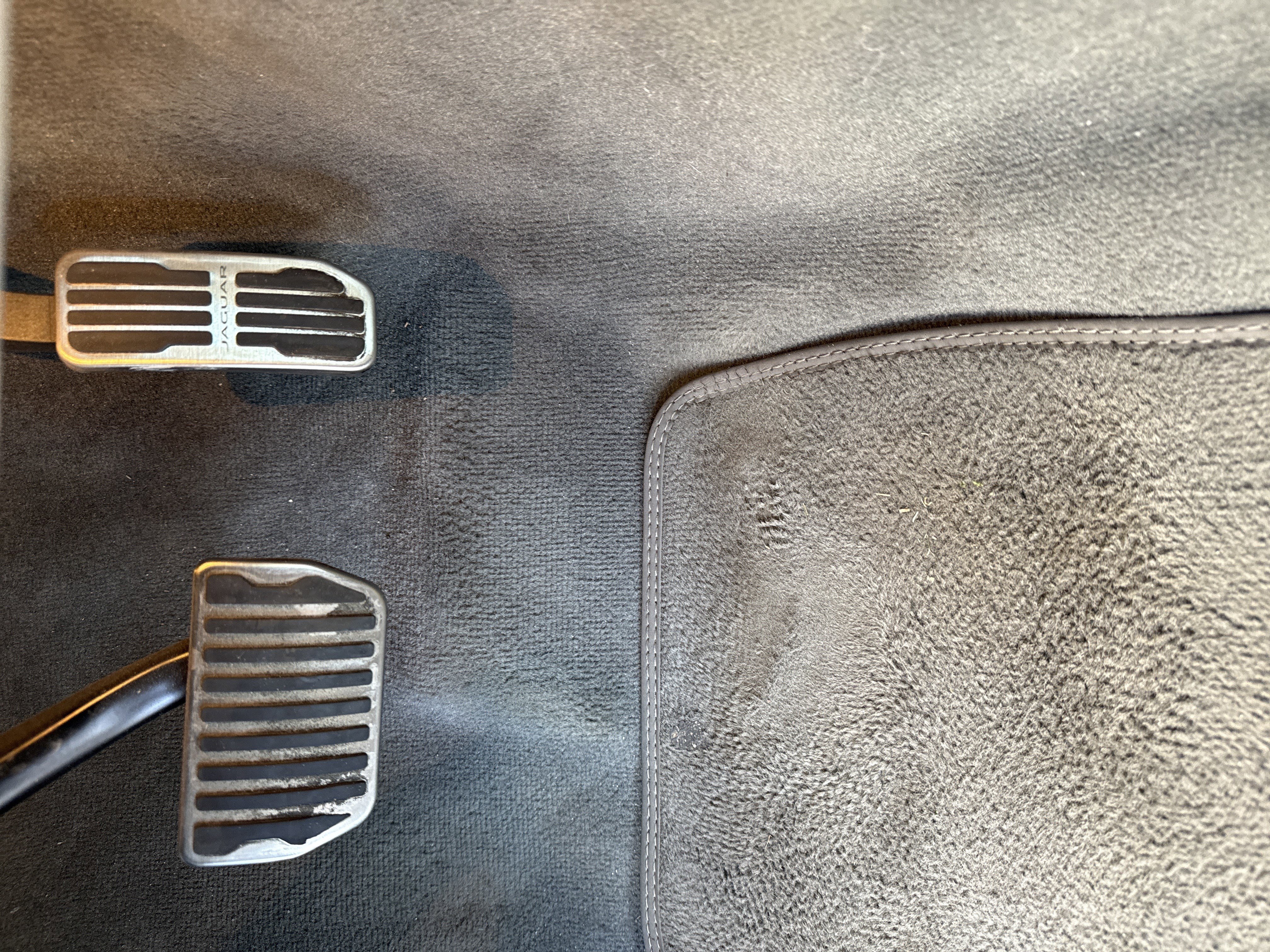 Used 2020 Jaguar XF Prestige image 17