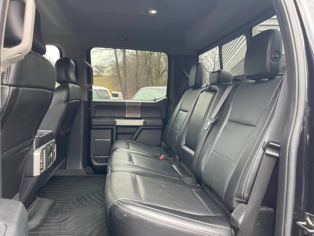 Used 2017 Ford F250 Lariat w/ Lariat Value Package image 32