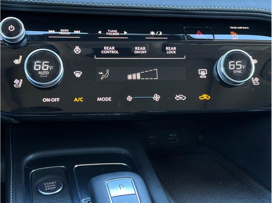 Used 2023 INFINITI QX60 Luxe image 17