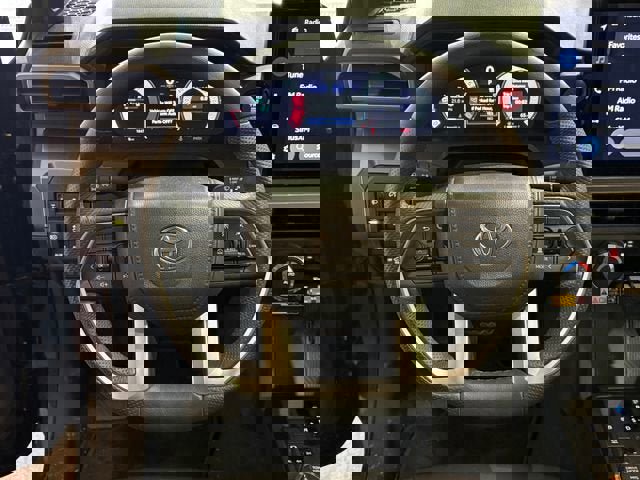 Certified 2025 Toyota Tacoma TRD Off-Road w/ TRD Off Road Upgrade Package AWD/4WD image 25