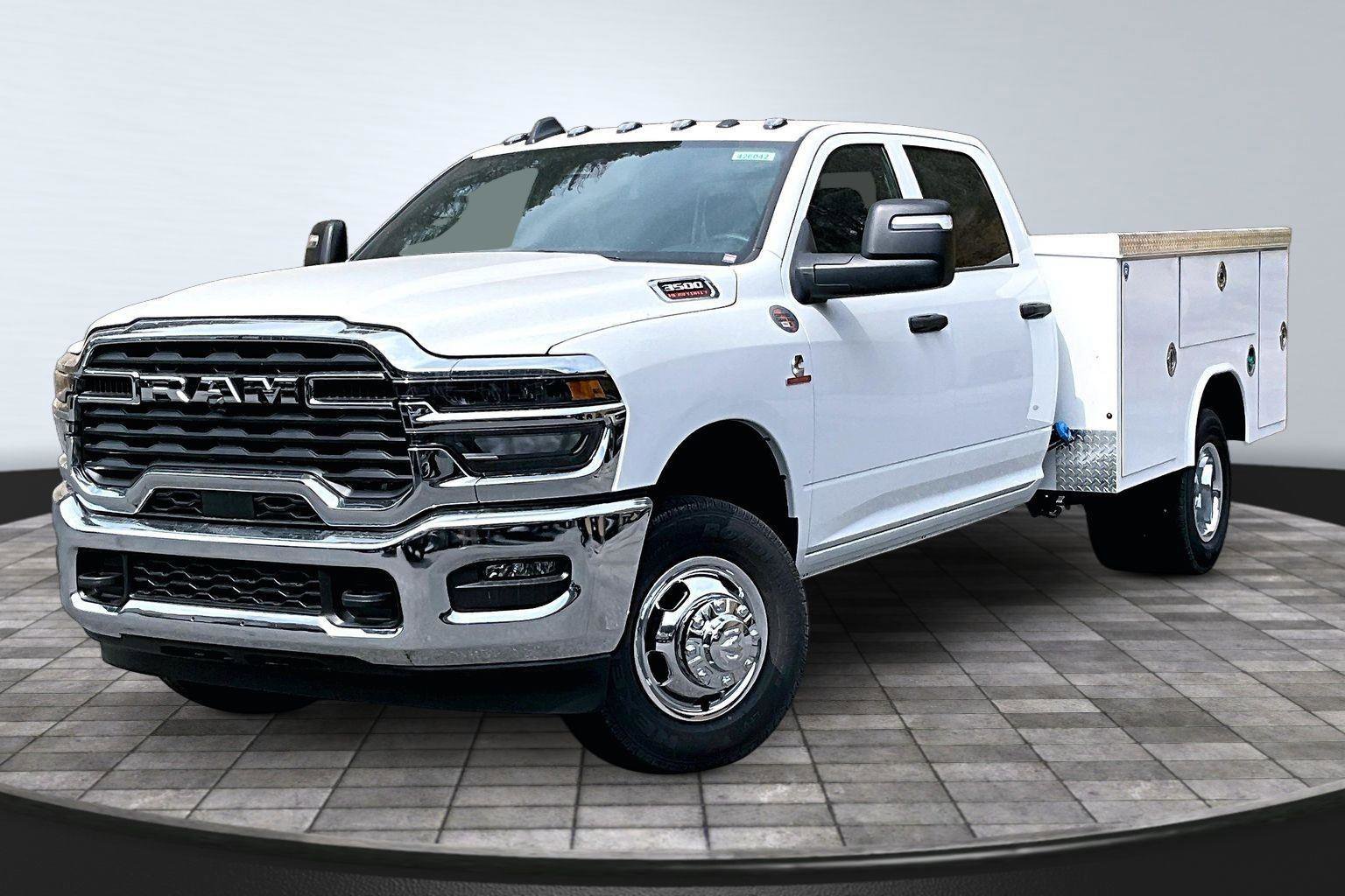 New 2026 RAM 3500 Tradesman w/ Chrome Appearance Group A image 2