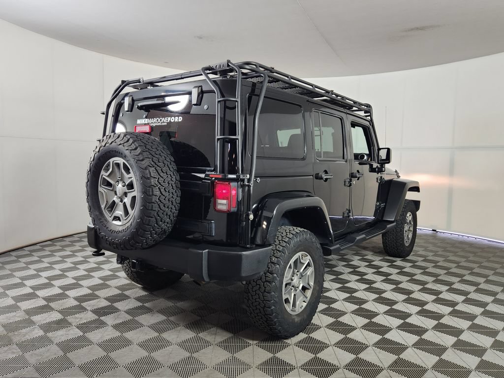 Used 2016 Jeep Wrangler Unlimited Rubicon w/ Connectivity Group AWD/4WD image 7