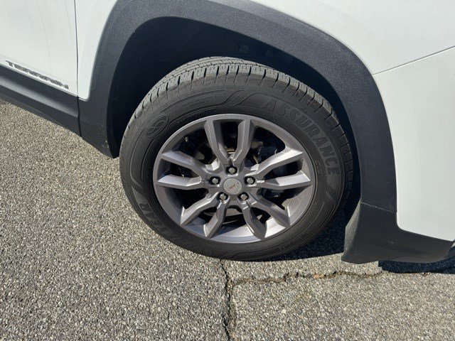 Used 2023 GMC Terrain SLT w/ Tech Package image 35