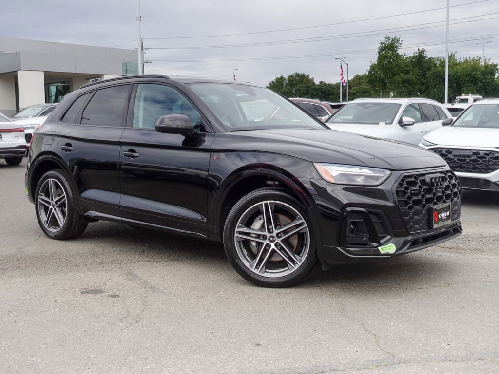 Used 2023 Audi Q5 e Premium Plus w/ Premium Plus Package AWD/4WD image 5