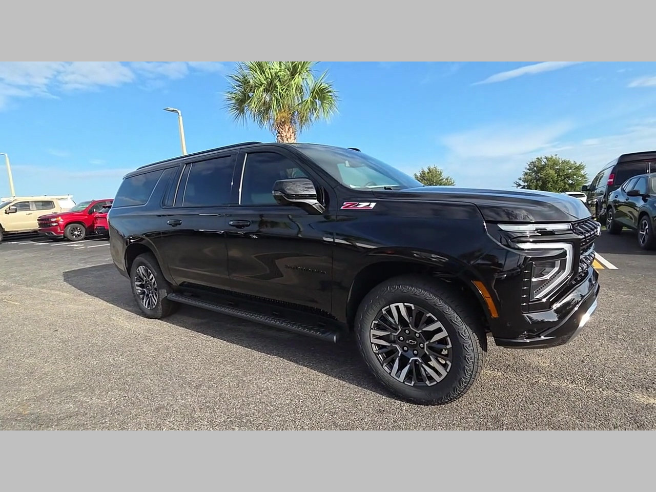 New 2026 Chevrolet Suburban Z71 w/ Z71 Off-Road Package AWD/4WD image 27