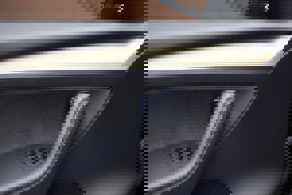 Used 2023 Tesla Model Y Long Range image 48