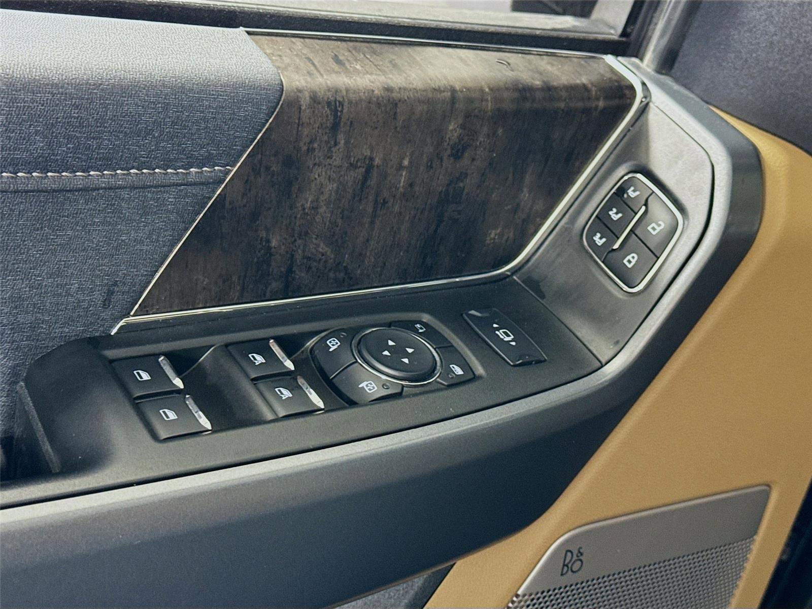 Used 2024 Ford F350 Lariat w/ Lariat Ultimate Package image 12