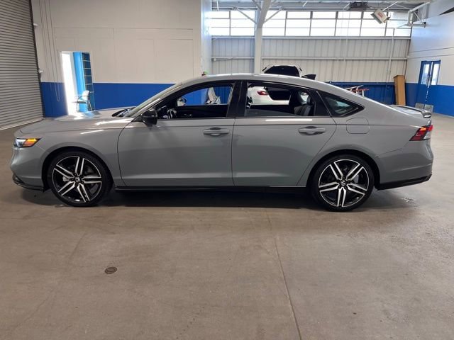 Used 2023 Honda Accord Sport image 6