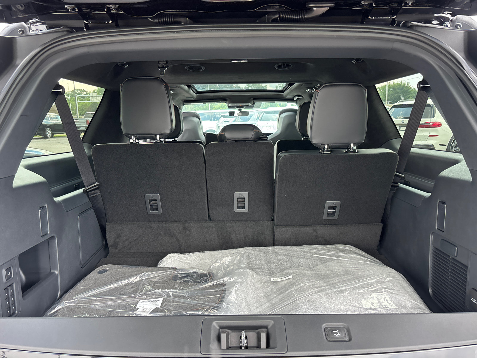 New 2027 Lincoln Navigator L Black Label AWD/4WD image 9
