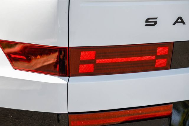 Certified 2025 Hyundai Santa Fe Calligraphy FWD image 10