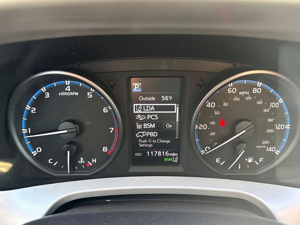 Used 2017 Toyota RAV4 XLE image 19