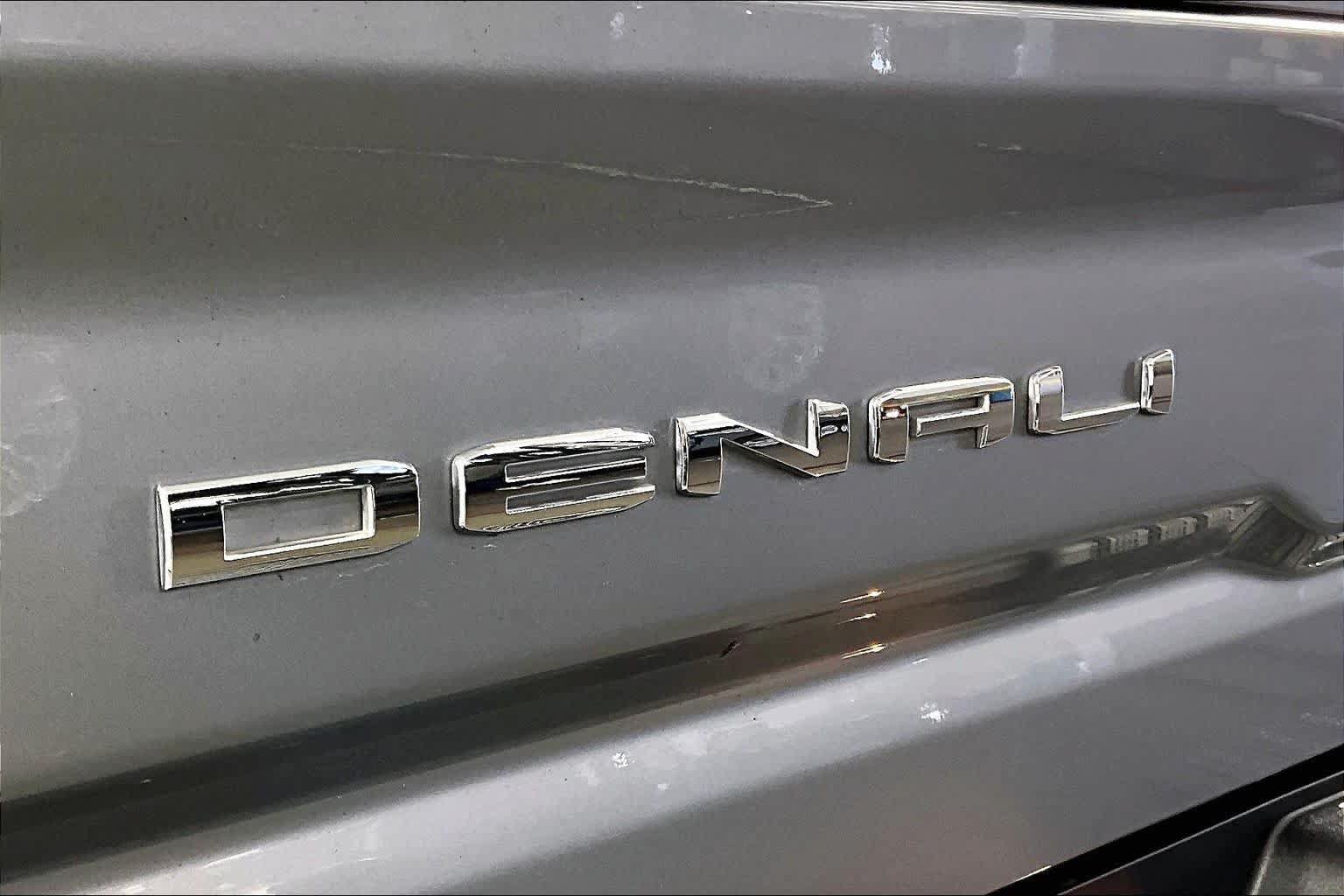 Used 2026 GMC Sierra 2500 Denali Ultimate w/ Max Trailering Package AWD/4WD image 10