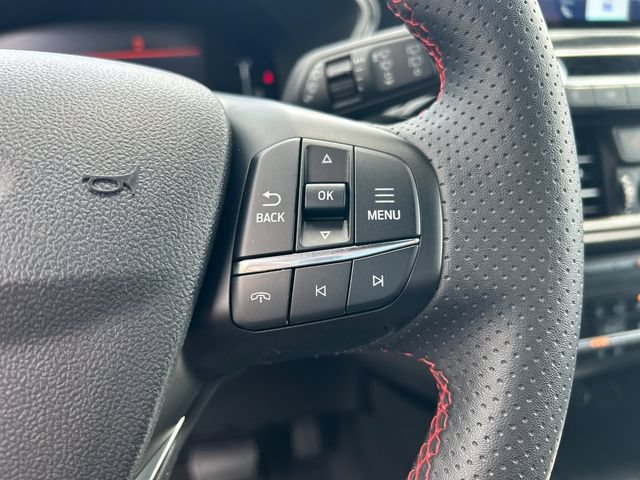 Used 2025 Ford Escape ST-Line AWD/4WD image 30