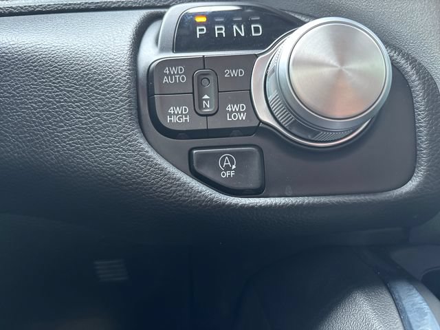 Used 2024 RAM 1500 Laramie AWD/4WD image 18