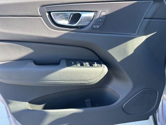 New 2026 Volvo XC60 B5 Plus w/ Climate Package image 12