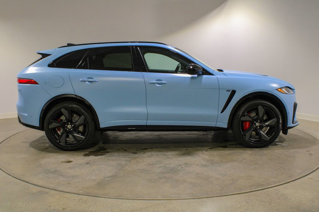 New 2026 Jaguar F-PACE SVR image 6