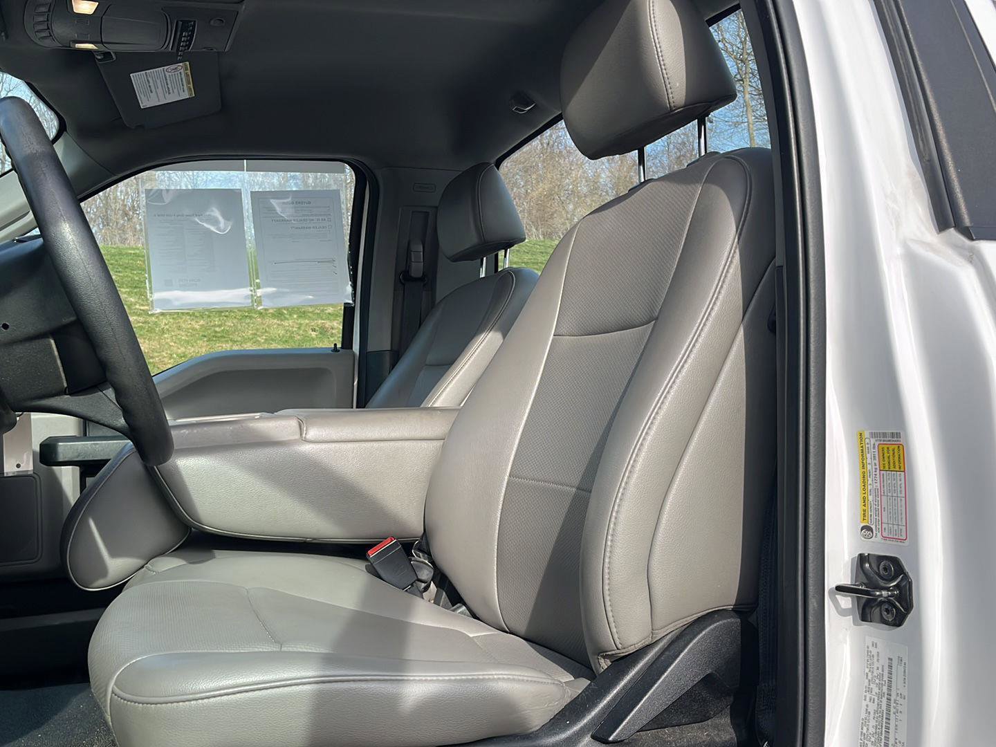 Used 2021 Ford F350 XL w/ Power Equipment Group image 11