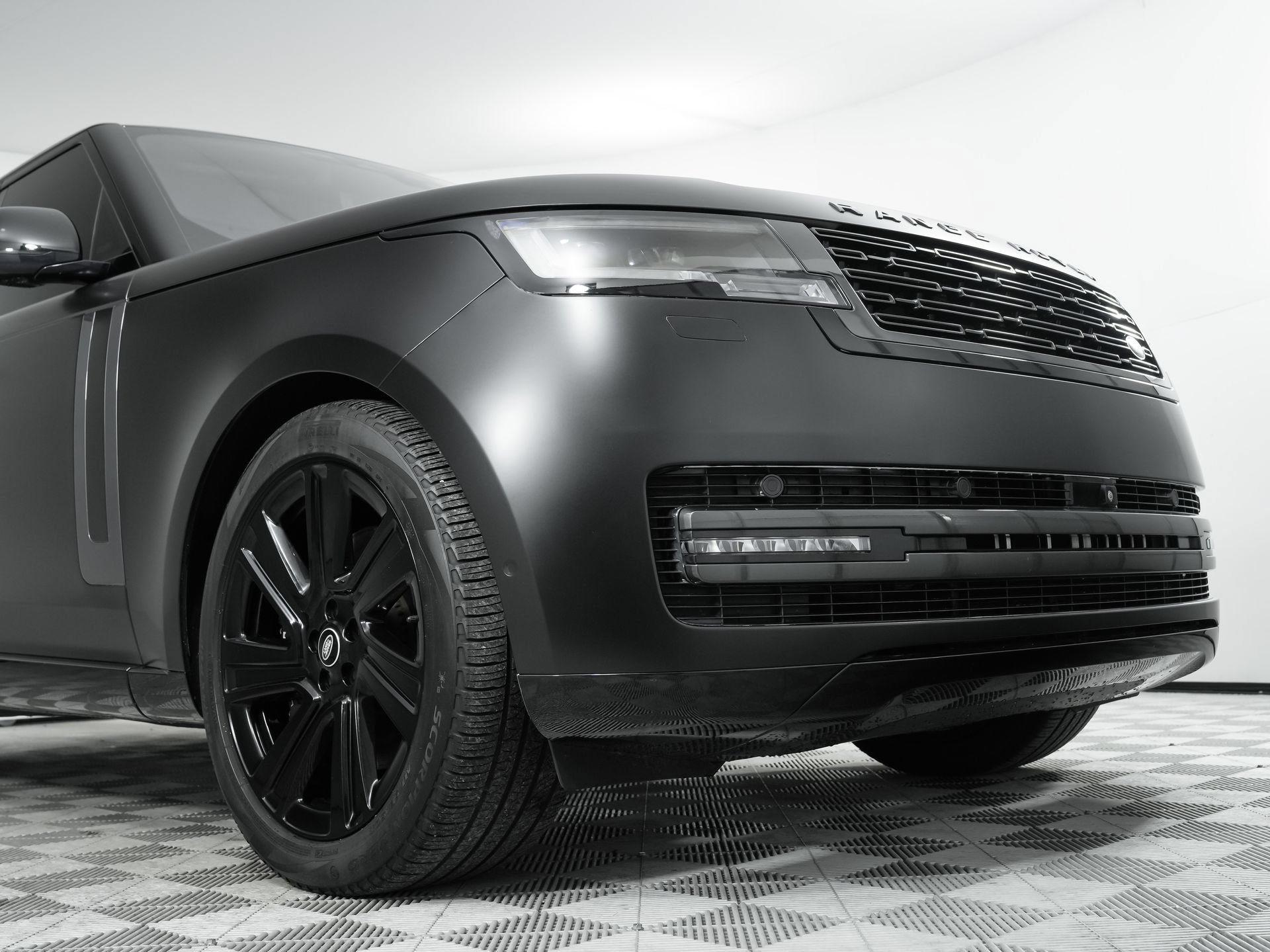 Used 2023 Land Rover Range Rover SE AWD/4WD image 46