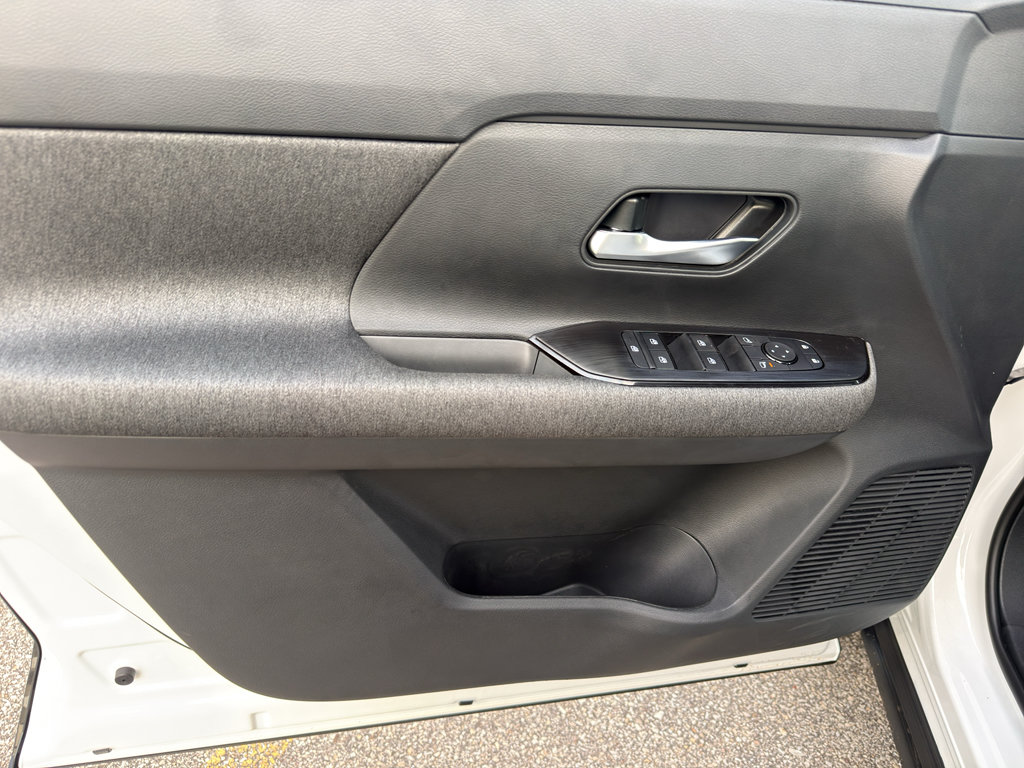 New 2026 Nissan Kicks SV w/ Cold Weather Package AWD/4WD image 13