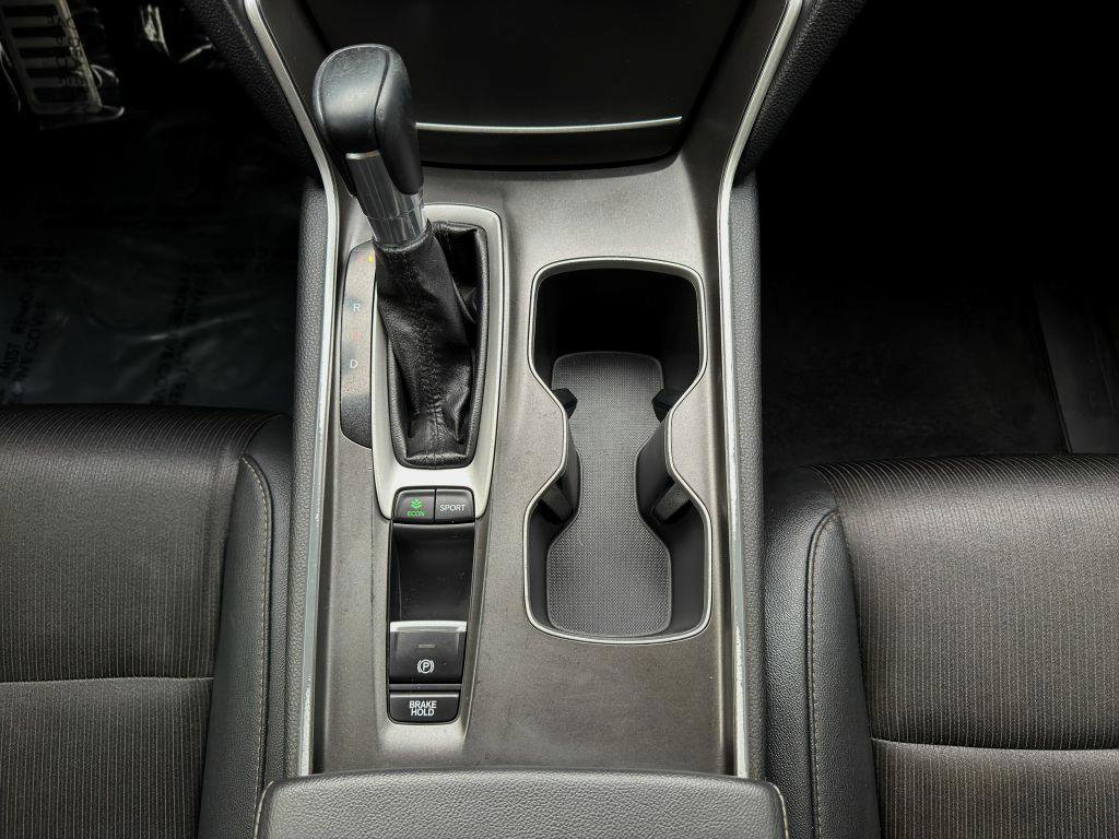 Used 2019 Honda Accord Sport image 17