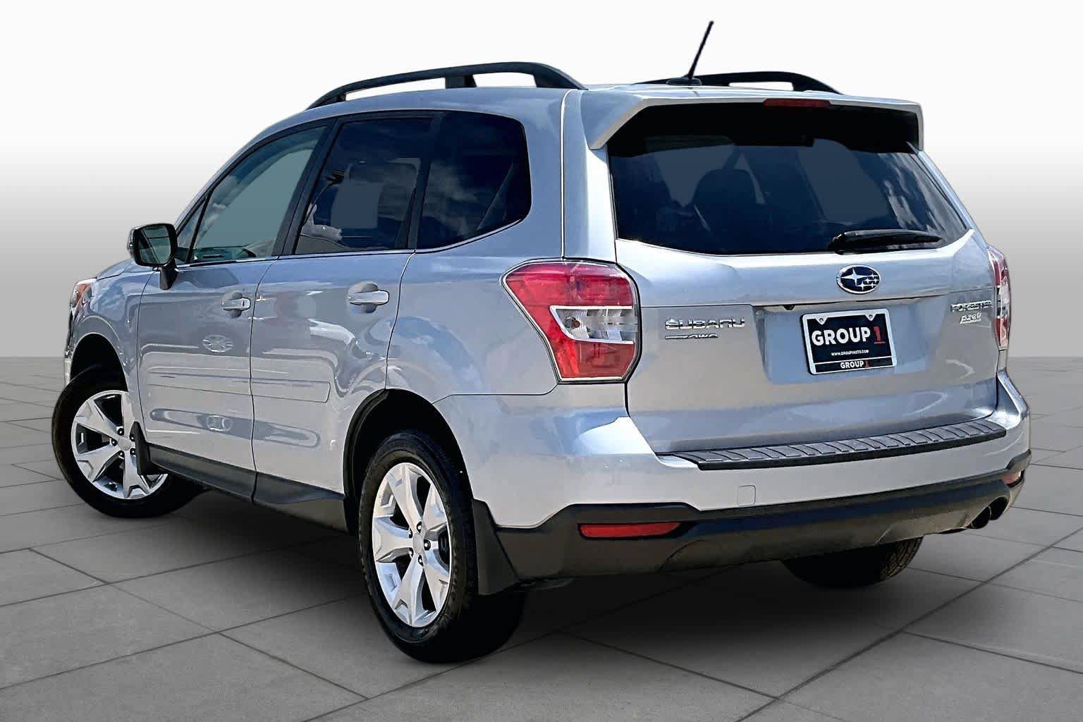 Used 2014 Subaru Forester 2.5i Touring AWD/4WD image 12