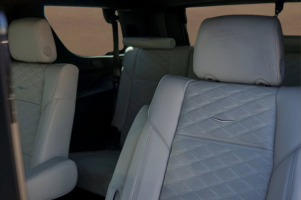 New 2026 Cadillac Escalade Platinum Sport w/ LPO, ONYX Package image 21