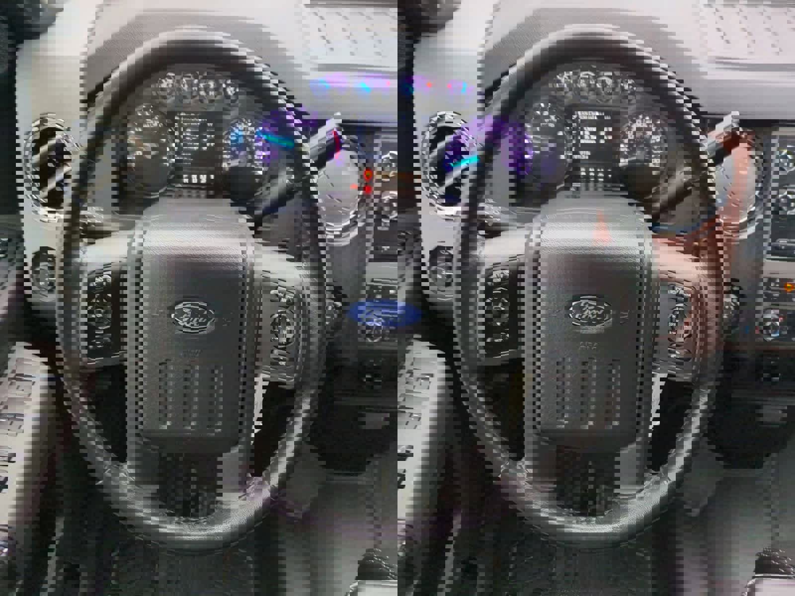 Used 2011 Ford F350 Lariat w/ Lariat Interior Pkg image 22