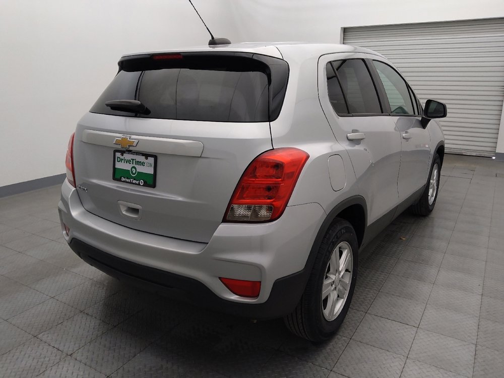 Used 2020 Chevrolet Trax LS w/ Tint and Cruise Package image 7