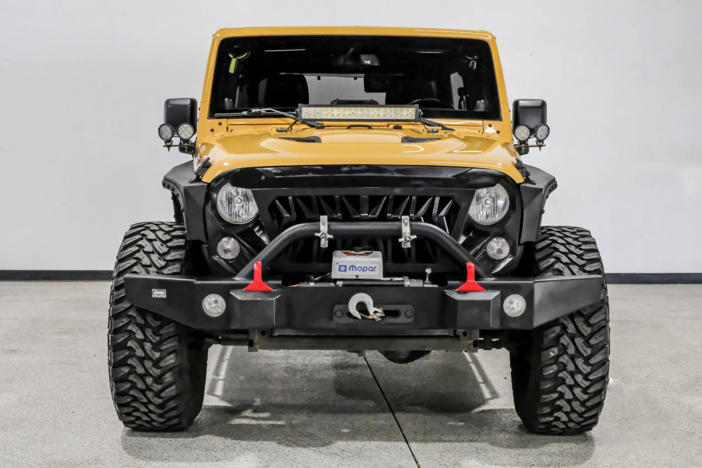 Used 2014 Jeep Wrangler Unlimited Rubicon image 3