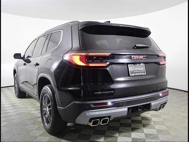Used 2025 GMC Acadia Elevation FWD image 4