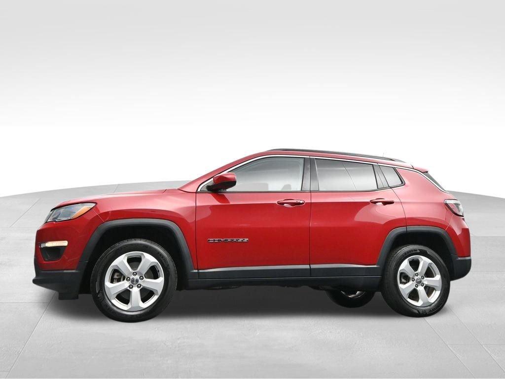 Used 2020 Jeep Compass Latitude w/ Cold Weather Group AWD/4WD image 36