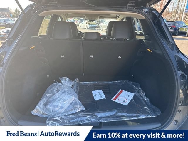 New 2026 Nissan Kicks SR w/ SR Premium Package FWD image 15