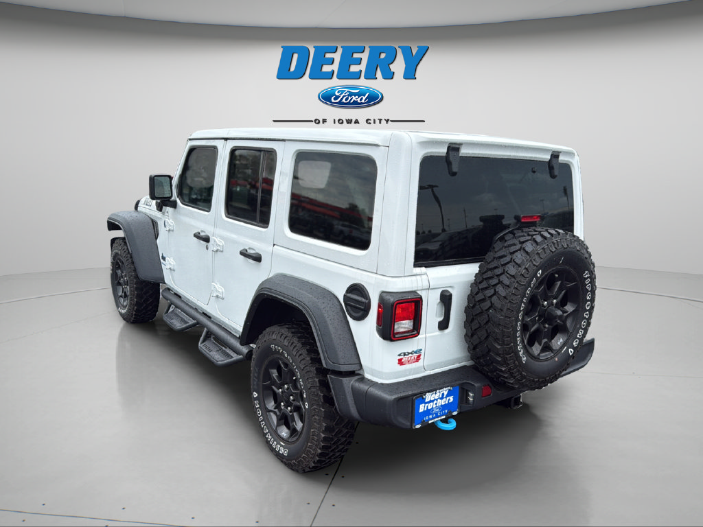 Used 2023 Jeep Wrangler Unlimited w/ Cold Weather Group AWD/4WD image 7
