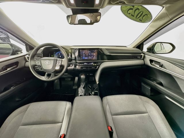 Used 2025 Toyota Camry LE w/ Convenience Package FWD image 3