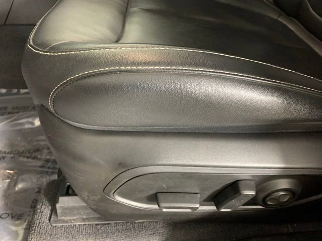 Used 2023 Jeep Grand Cherokee Limited image 15