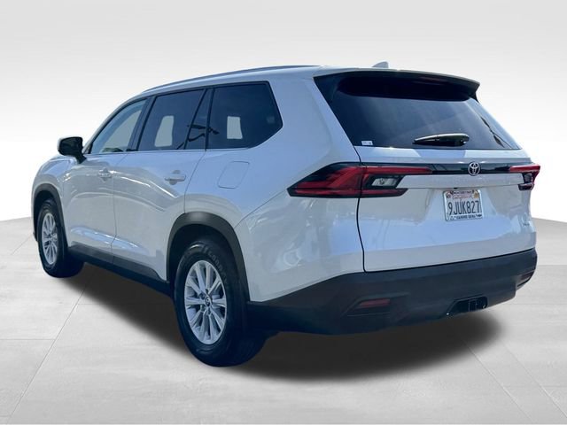 Used 2024 Toyota Grand Highlander FWD image 2