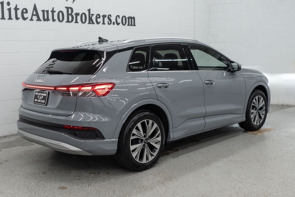 Used 2023 Audi Q4 e-tron Premium Plus w/ Premium Plus RWD image 40