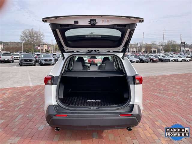 Used 2023 Toyota RAV4 XLE Premium image 29