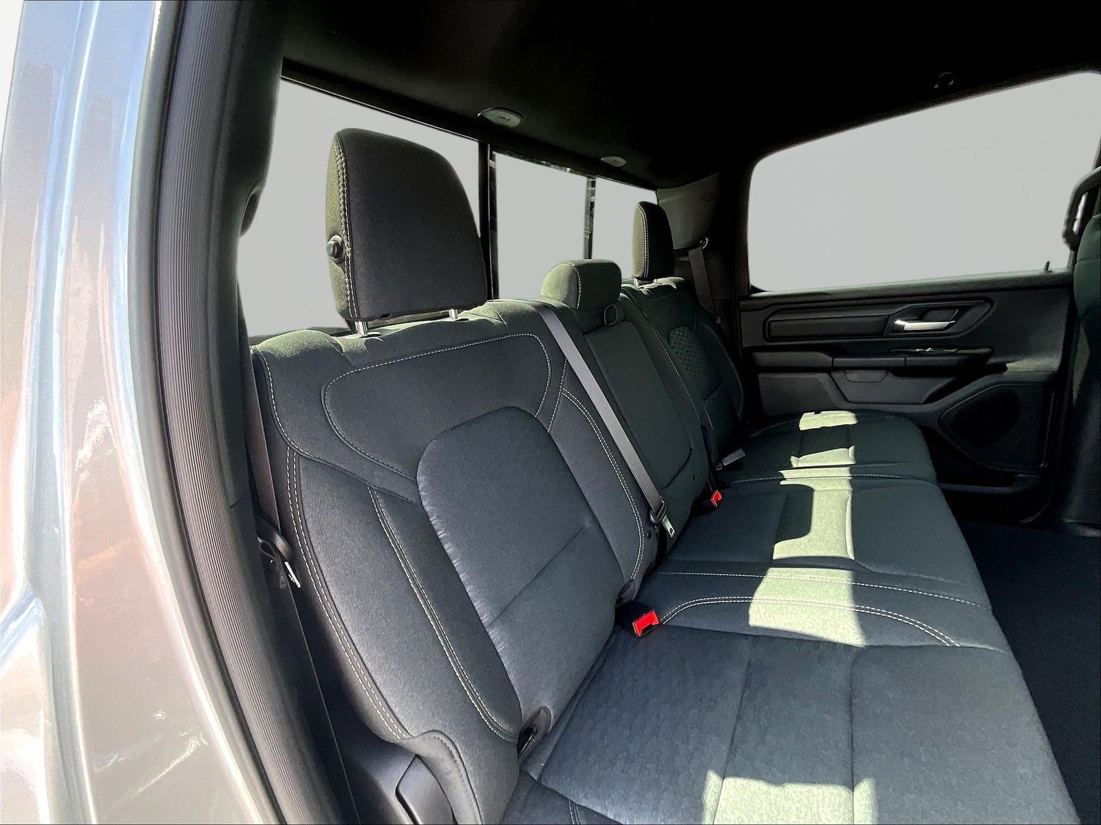 New 2026 RAM 1500 Express AWD/4WD image 20