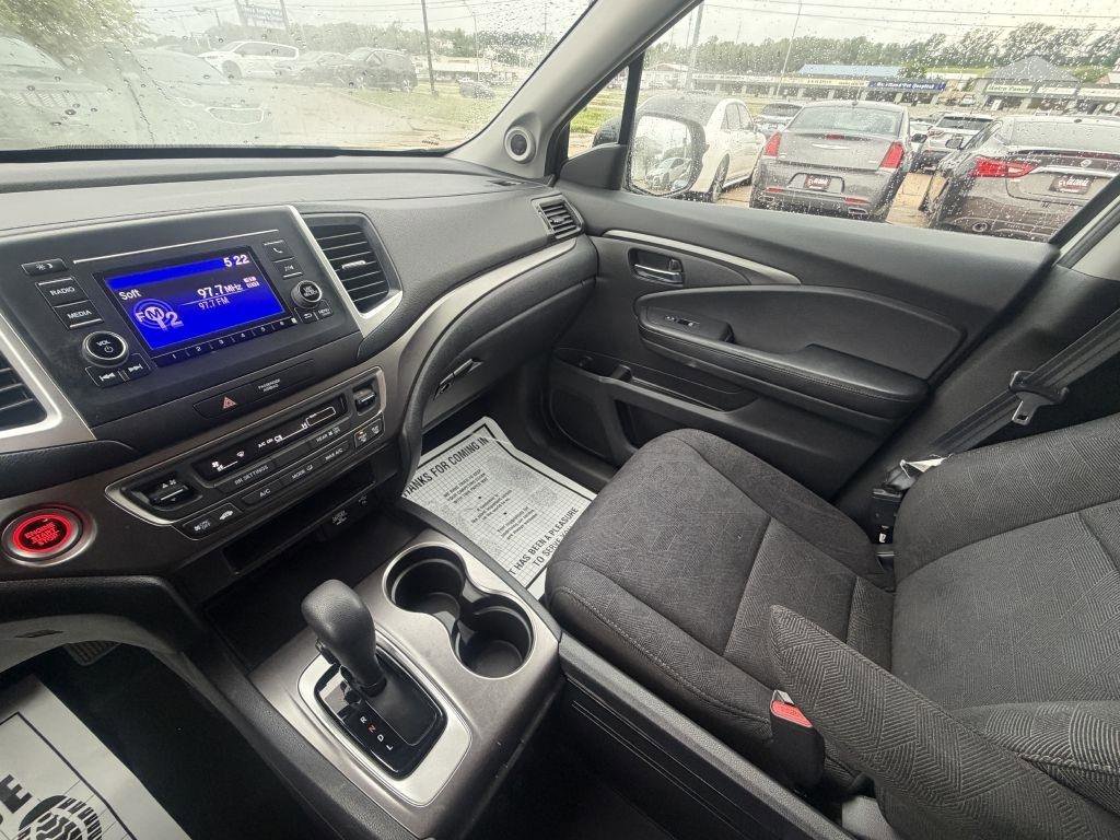 Used 2019 Honda Pilot LX image 19