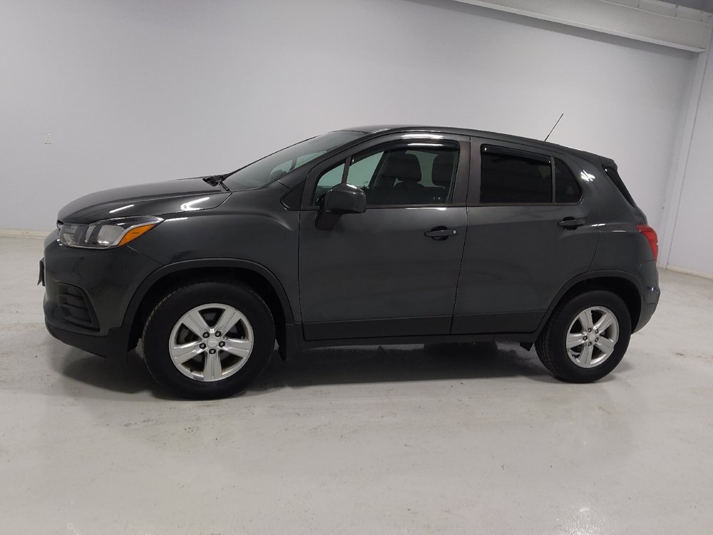 Used 2020 Chevrolet Trax LS w/ Tint and Cruise Package AWD/4WD image 2