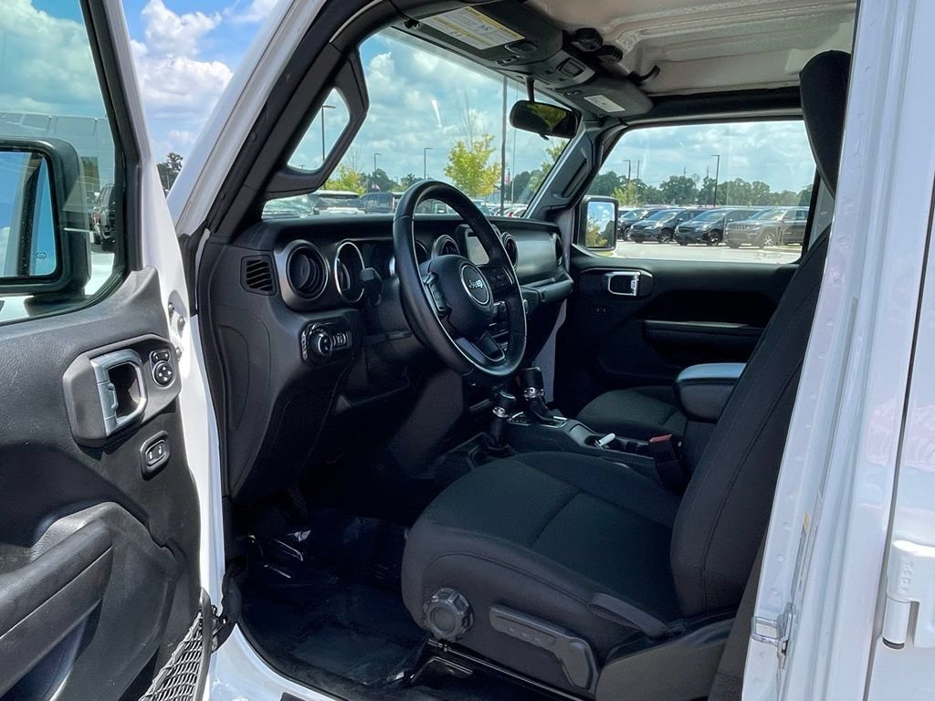 Used 2021 Jeep Gladiator Sport AWD/4WD image 37