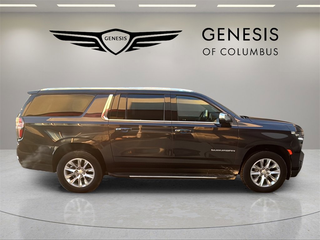 Used 2023 Chevrolet Suburban Premier image 6