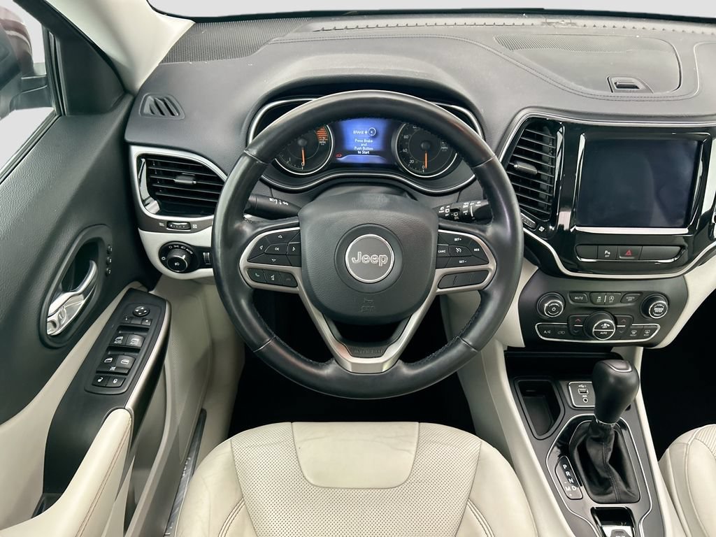 Used 2020 Jeep Cherokee Limited FWD image 10