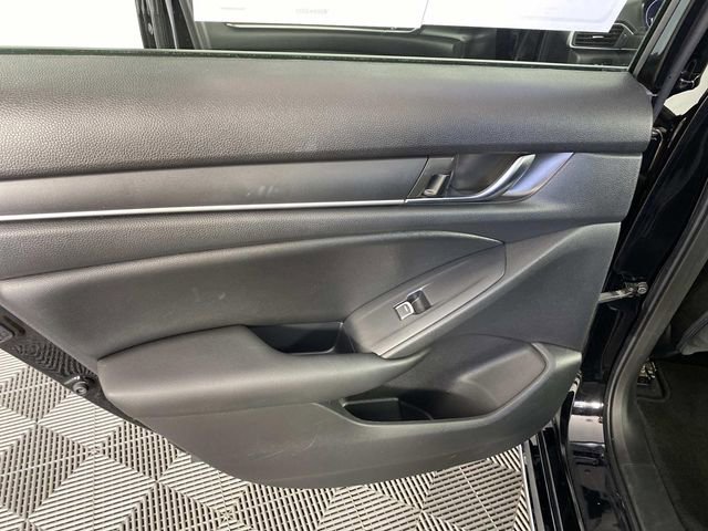 Used 2020 Honda Accord EX image 28
