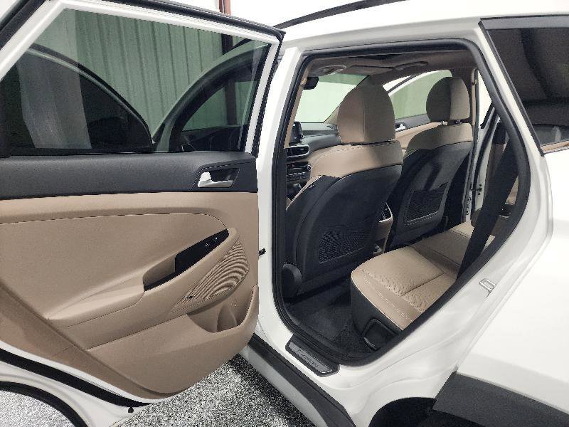 Used 2020 Hyundai Tucson Ultimate w/ Cargo Package FWD image 13