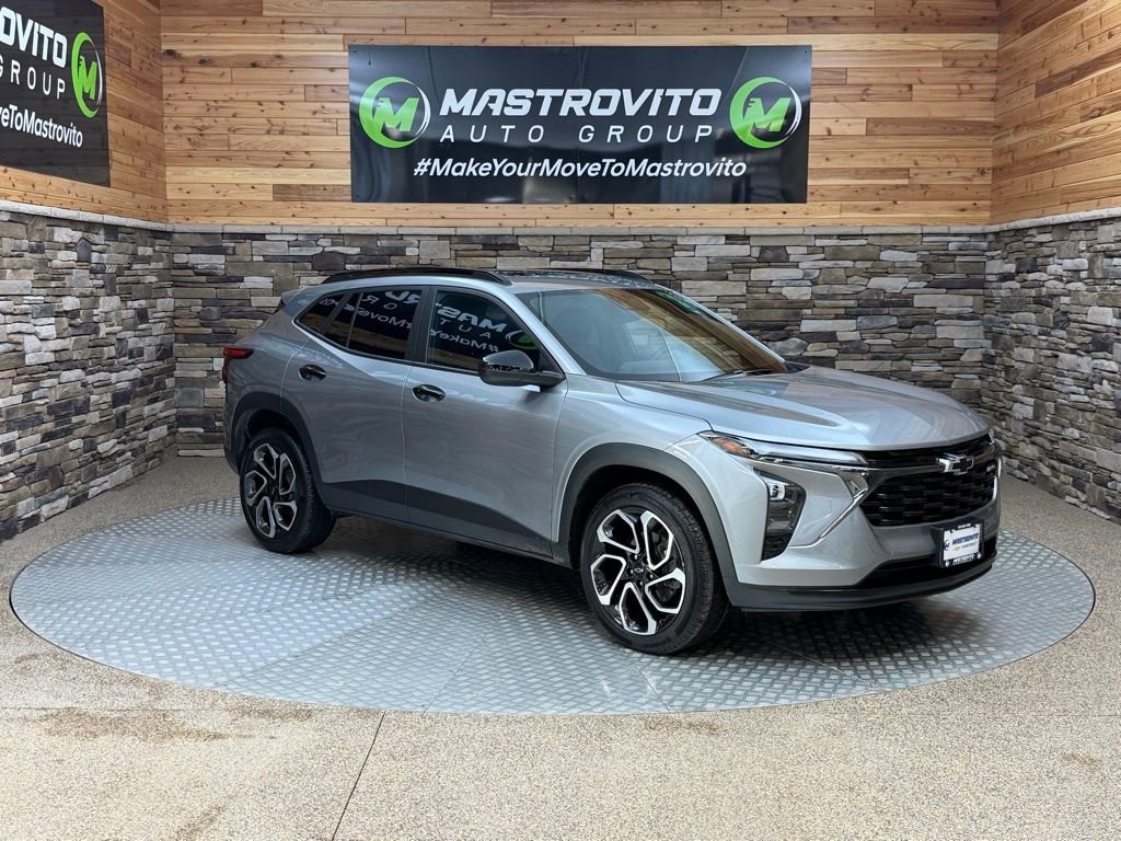 Used 2024 Chevrolet Trax RS w/ Sunroof Package