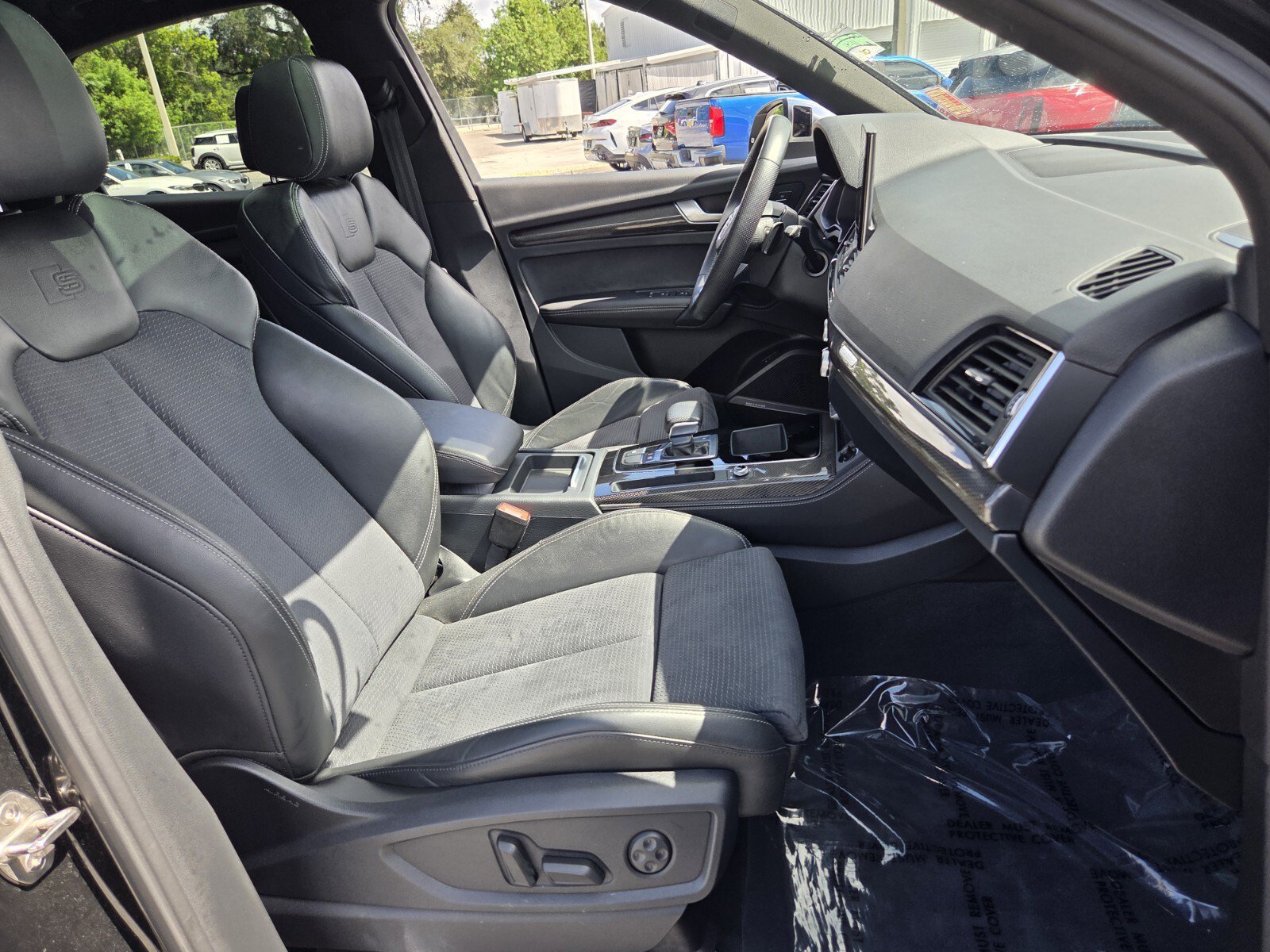 Used 2022 Audi SQ5 Premium Plus w/ Premium Plus Package AWD/4WD image 17