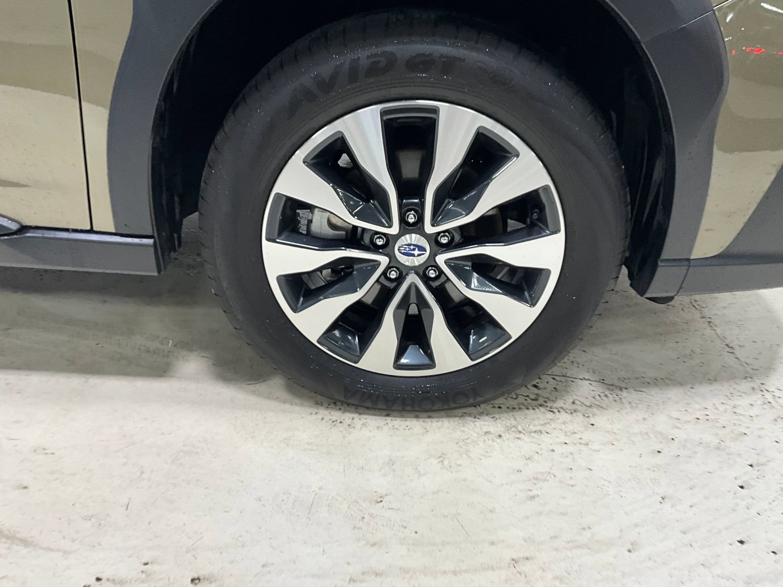 Used 2023 Subaru Outback Touring XT image 11